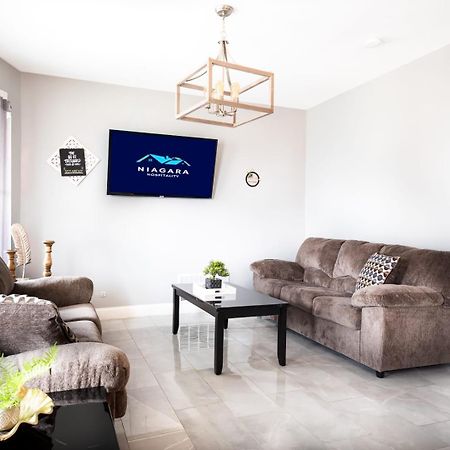 Quiet 4Br Near Niagara Falls & Casino エクステリア 写真